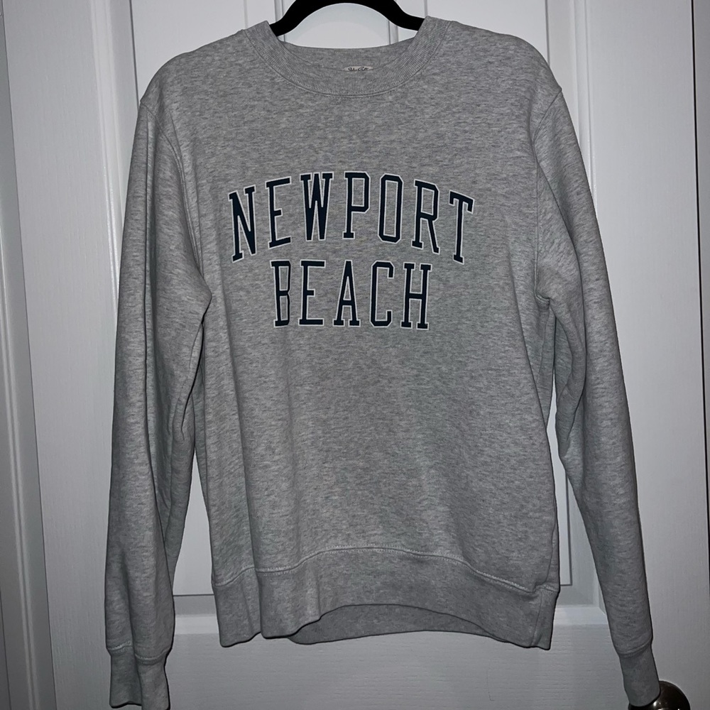 Brandy Melville Newport Beach crewneck sweatshirt one size fits all